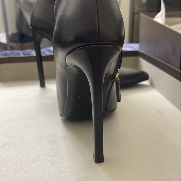 Gucci lifford Neri mid-calf boots excellent condition - Picture 3 of 7